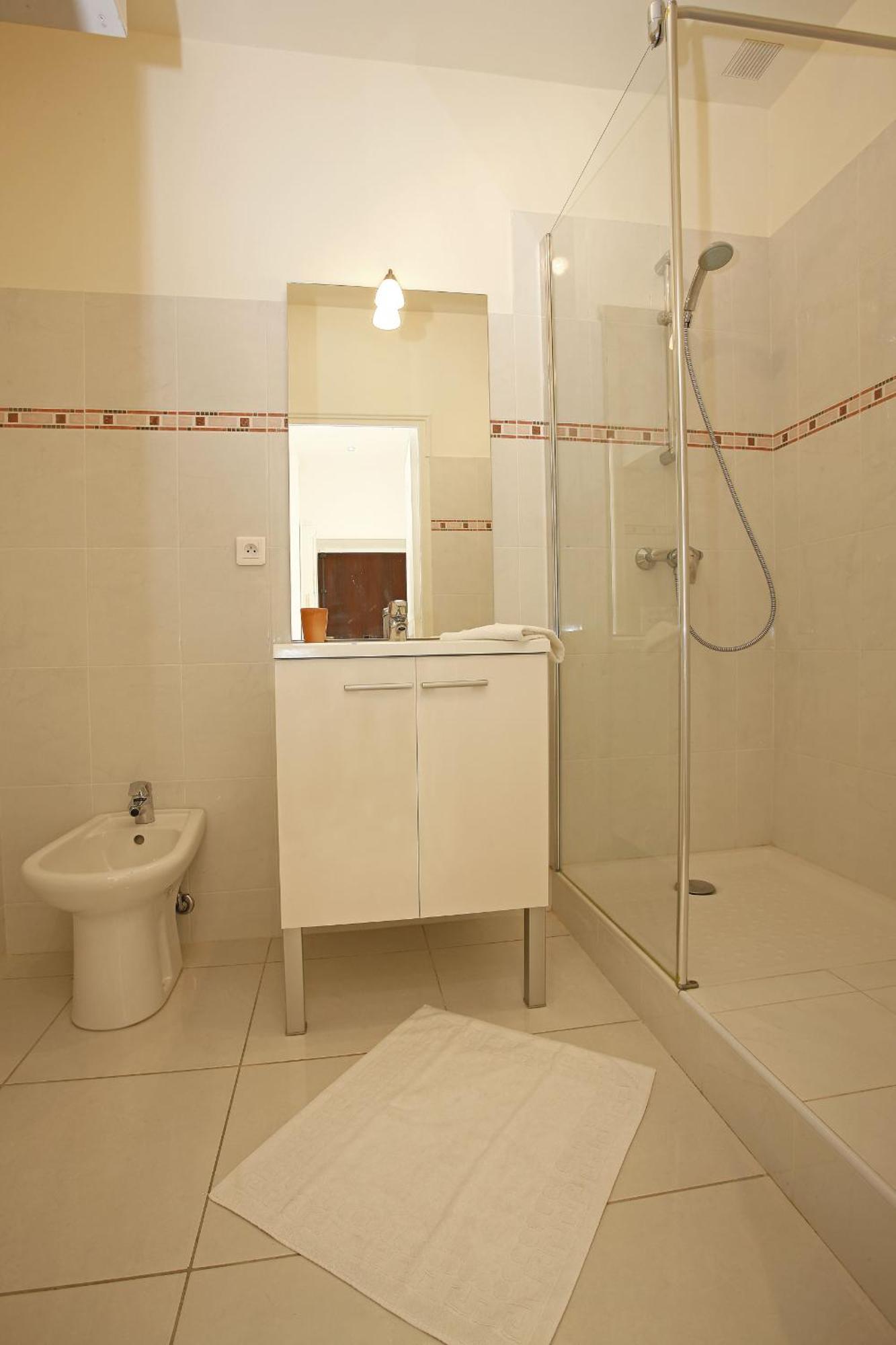 Aigue-Marine - Superbe Appartement Vue Mer 4 Personnes Au Port De นีซ ภายนอก รูปภาพ